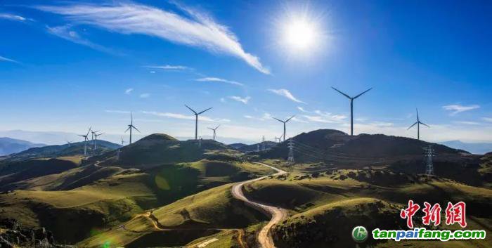 資料圖：拉馬鄉魯南山風電場。李益民 攝