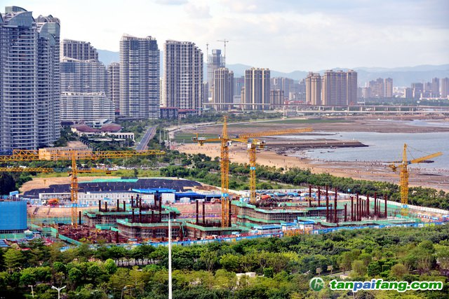 建筑領域是我國能源消耗的三大領域之一，也是重要的碳排放源。攝影/章軻
